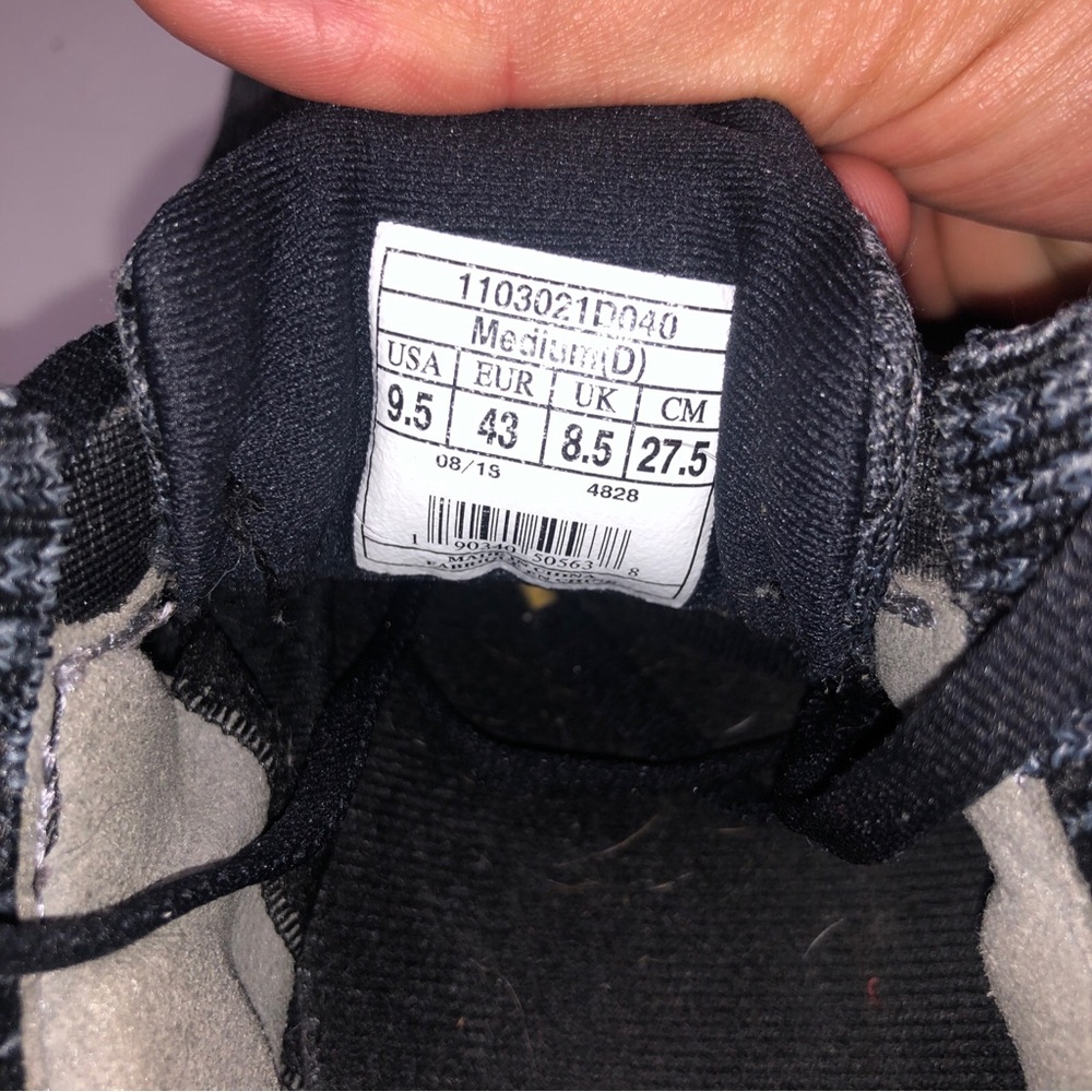 Brooks Gray Athletic Shoes - Picture 9 of 9